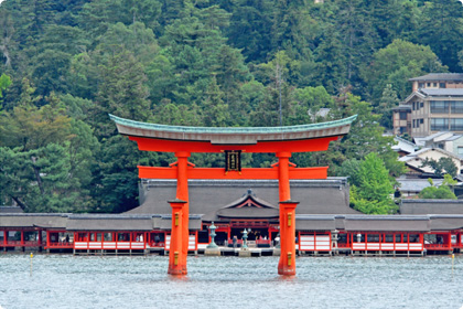 img_itsukushima.jpg